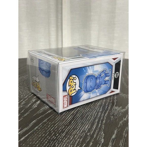 Funko Pop! Hulk (Blue Chrome) 499 Avengers Endgame Walmart Exclusive, w/ Cover - Picture 6 of 7